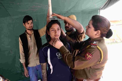 girls participated in police recruitment process in jammu