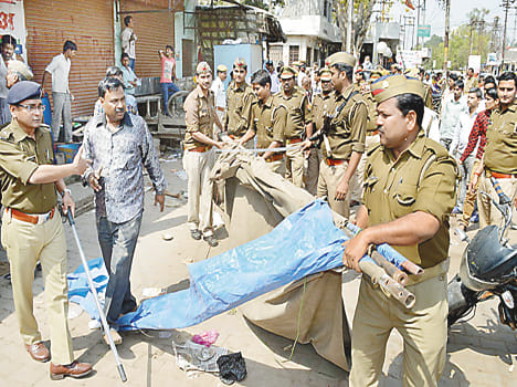 Expulsion picks up occupants from crossroads