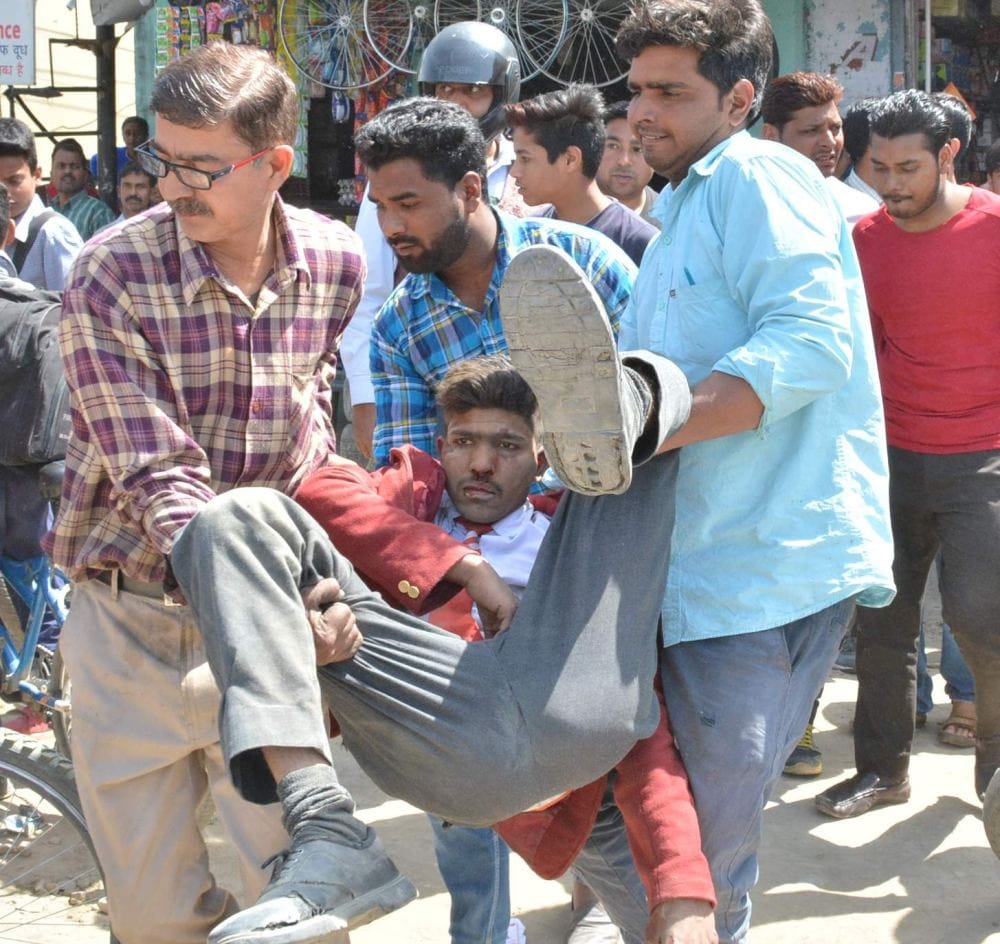three students injured in accident 