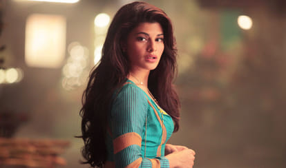Jacqueline Fernandez To Play A Host To Justin Bieber During His India Tour