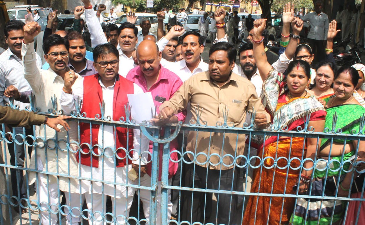 Businessmen, SSP change government