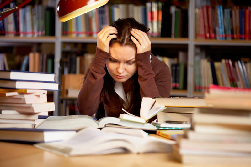 ugc and aicte publishes list of fake colleges running around different states 