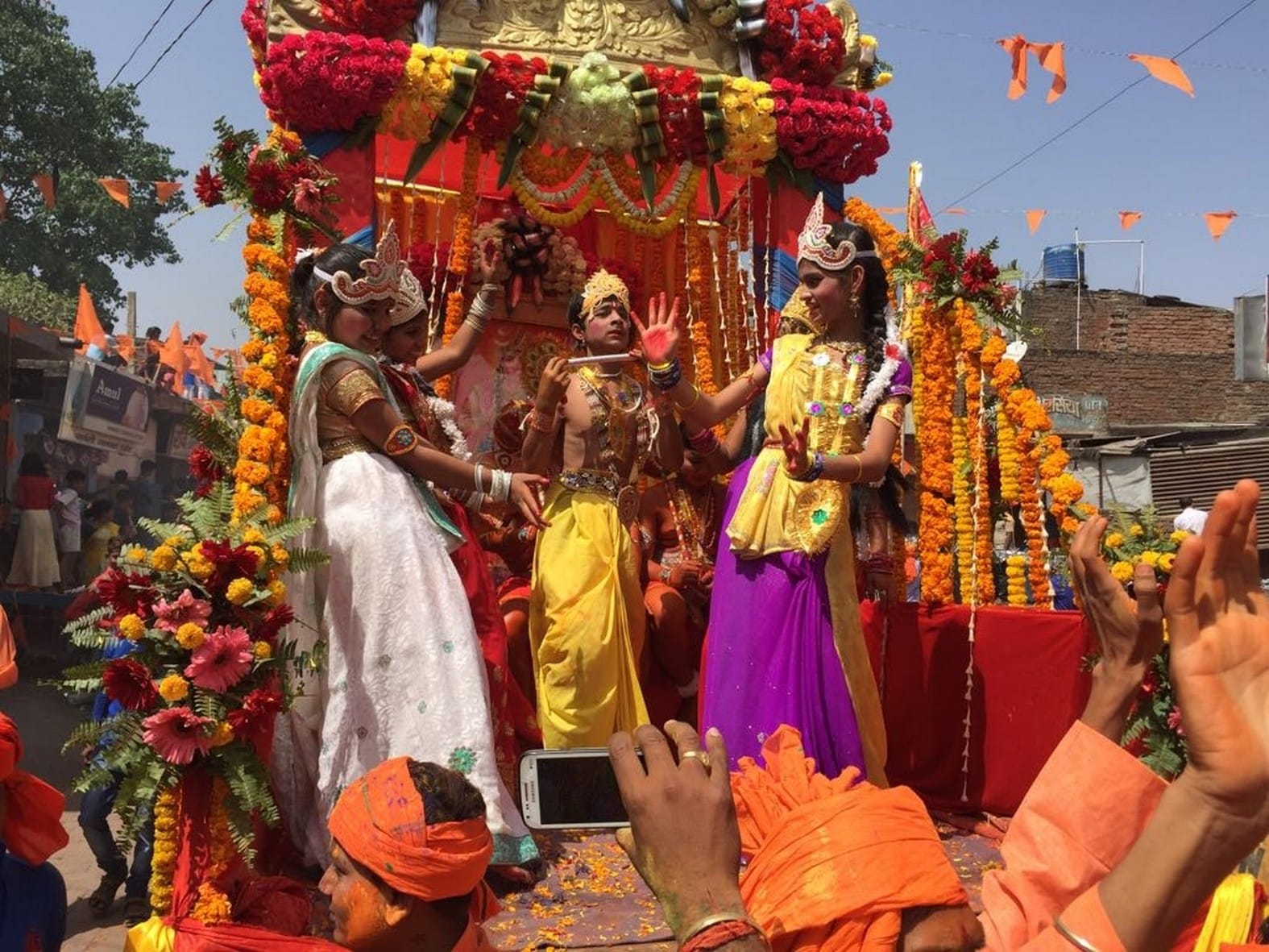 purvanchal biggest procession mahaviri jhanda makes record