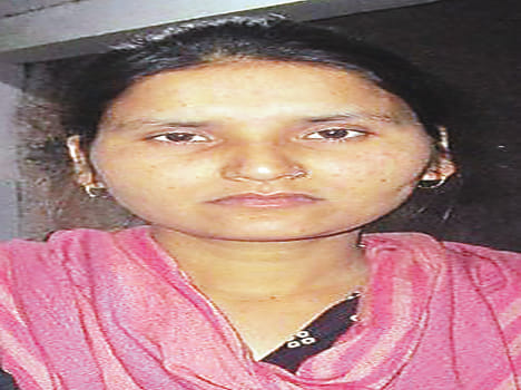 50,000 looted from father and daughter being withdrawn from bank