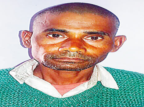 murder accused wife and her lover arrested