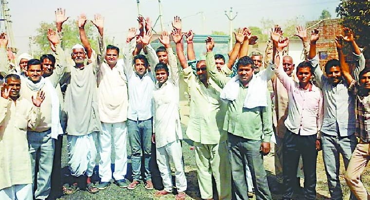 Hansana villagers ruckus