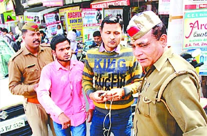 In case of love jihad, top anti-Romeo team action in Meerut, missing from outside colleges