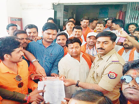 Memorandum handed over by workers to remove meat shops