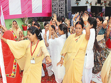 Today is the Holy Ray russia in Biraj ...