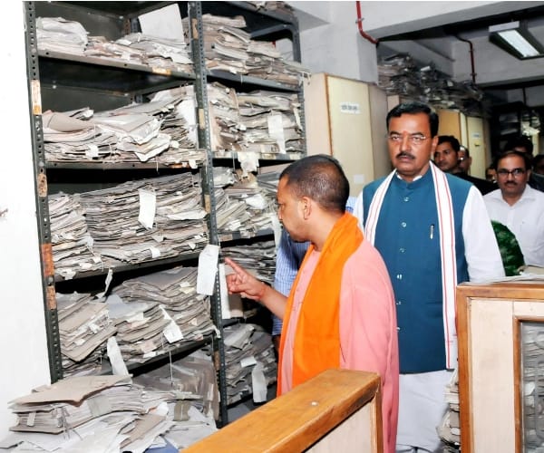 deputy cm keshav maurya confirms gutkha ban in offices