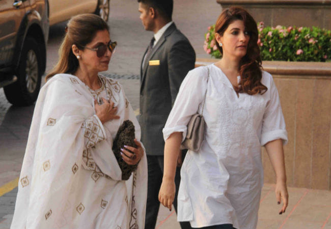 bollywood stars at Aishwarya Rai Bachchan's Father Krishnaraj Rai's Prayer Meeting