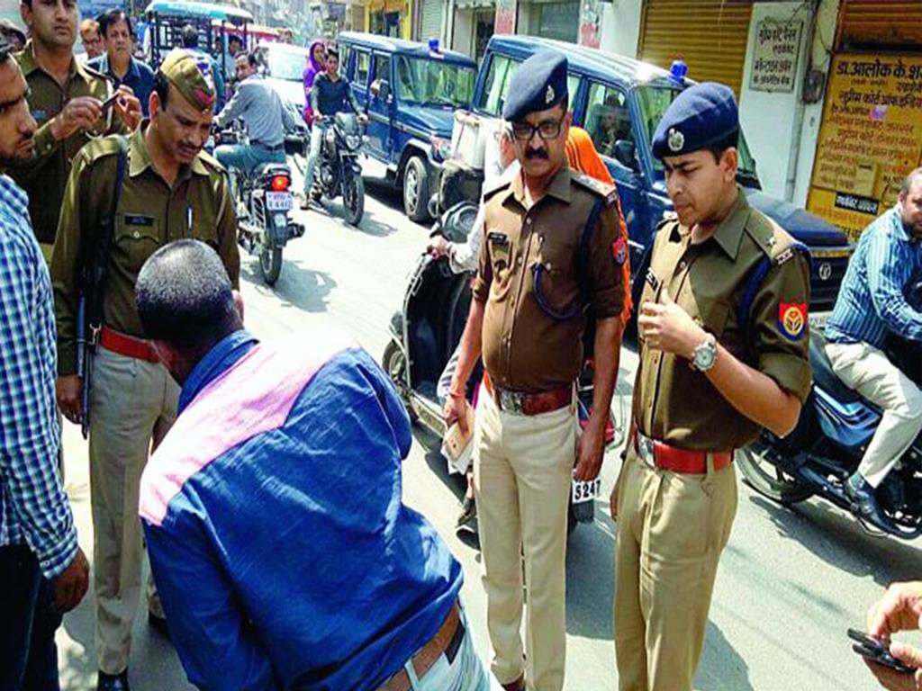 UP police forms anti romeo squad to crack down on eve-teasers on Adityanath order 