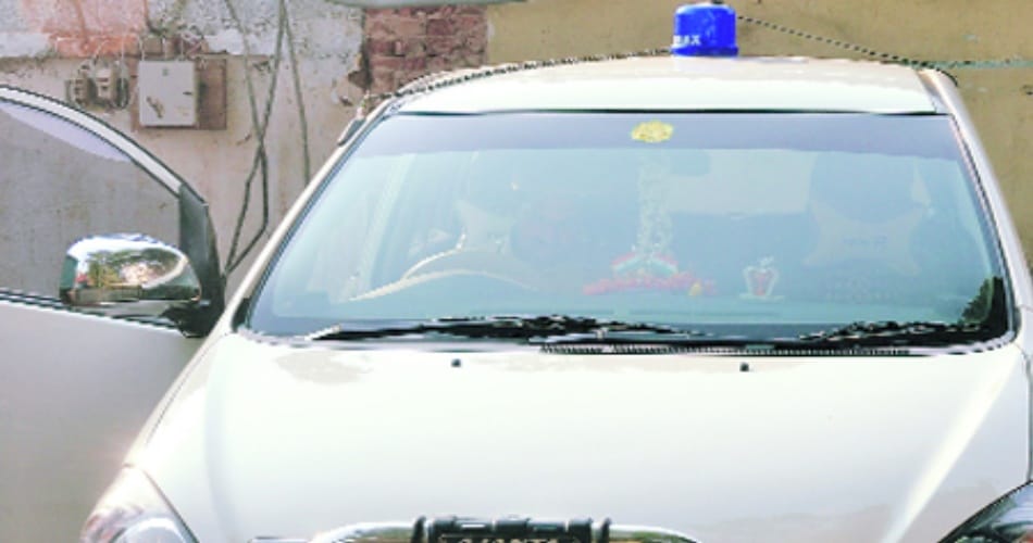  Cash, cloth robbery from the trader