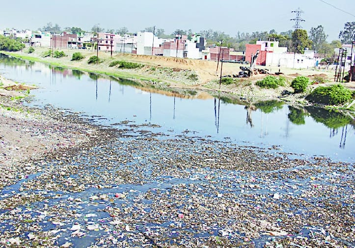 Hindan, Dhamola, Panodhoi to live life