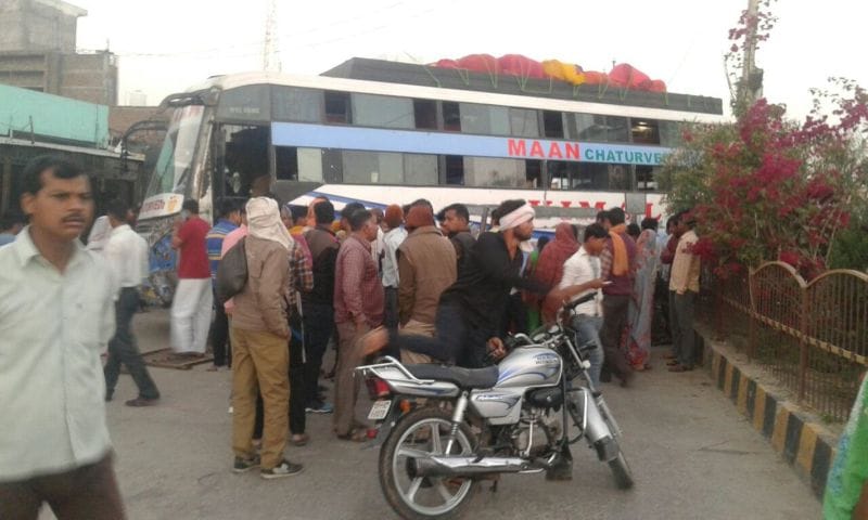 Fast speed tourist bus crushes woman, death