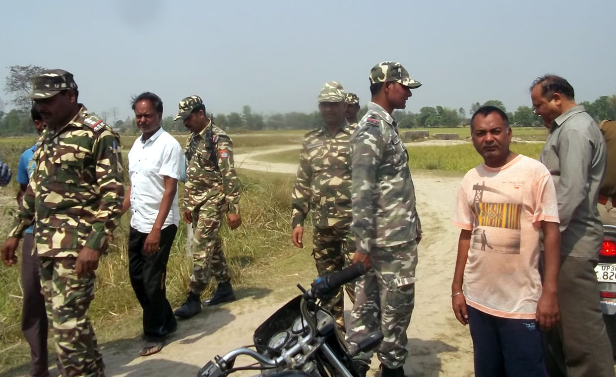 Nepalese hacked check post of SSB