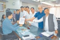 water, pasing, system stoped, shopkeepars, meet with dc