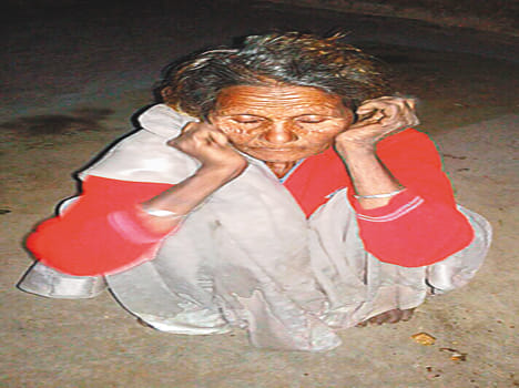 Woman killed in pumping set