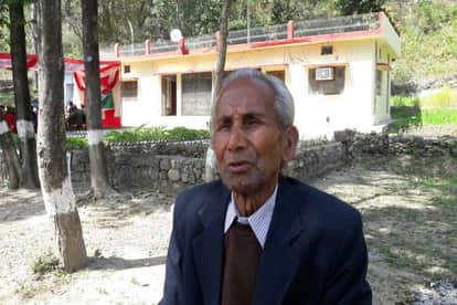 cm yogi adityanath father passes away in delhi aiims, lost wish not completed