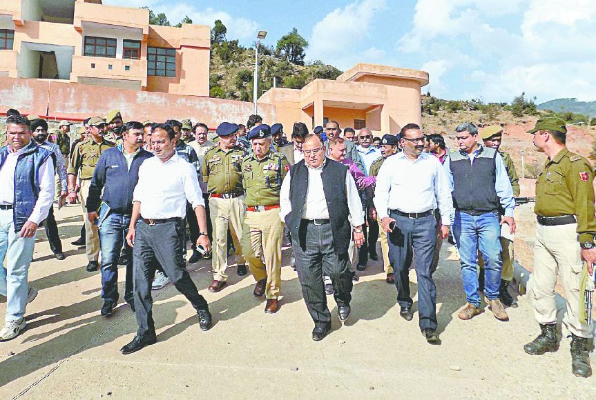 CHIEF SECRETARY MADE VISIT BEFORE PM MODI VISIT