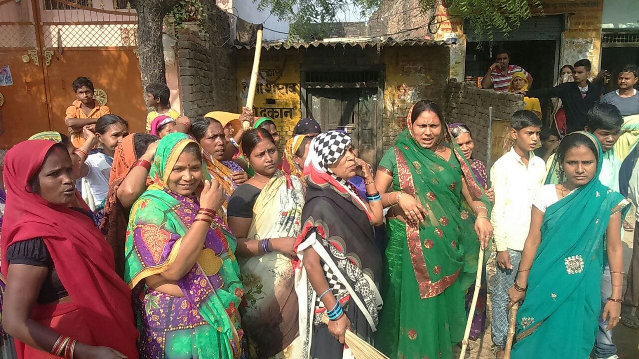 PM Modi parliamentary area Varanasi Demand for liquor restriction reached the villages 