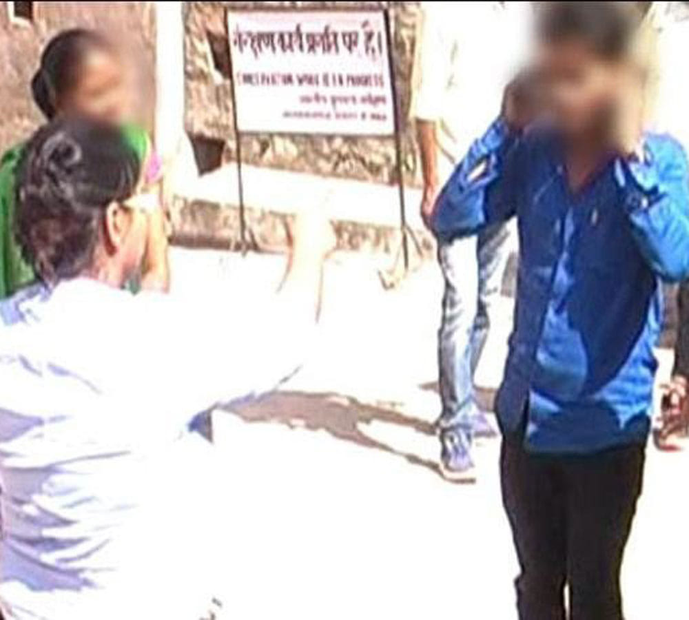 Anti-Romeo team caught eight fugitives