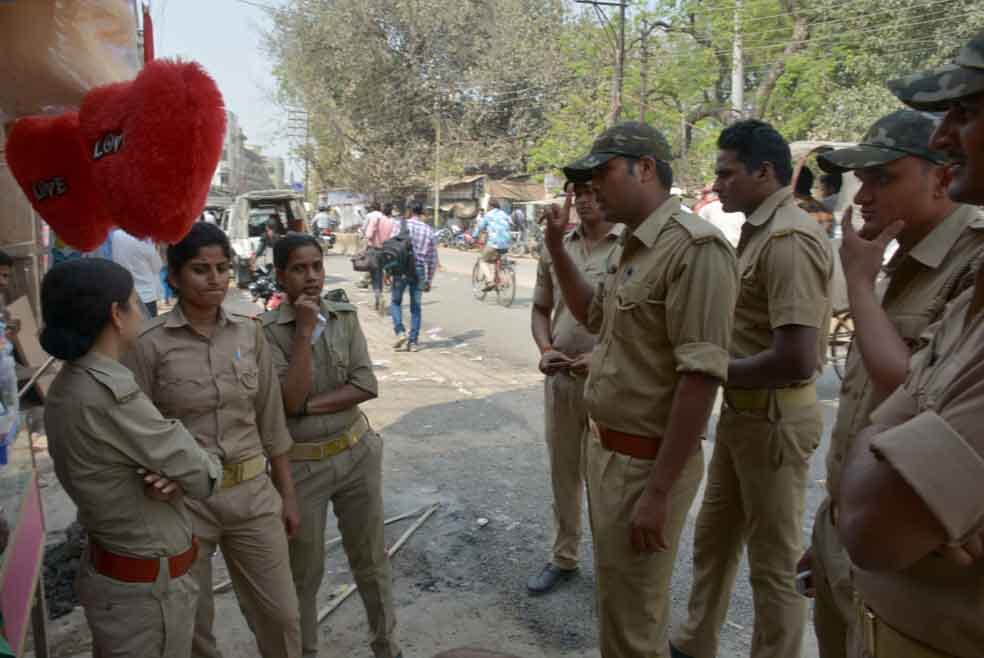 mission anti romeo: women police are very active now in purvanchal