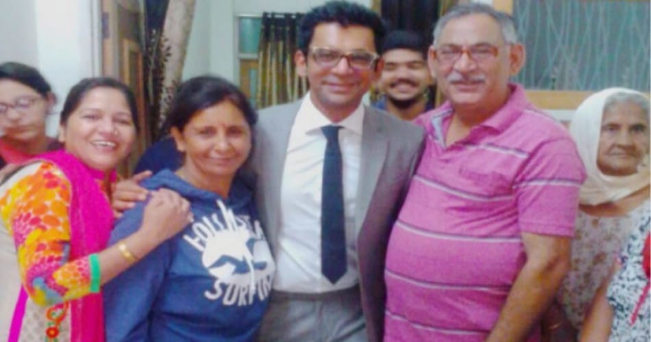 the kapil sharma show character guthi fame sunil grover house in sirsa and life profile