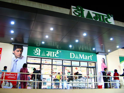 how d-mart run by radhakrishan damani  became so successful 