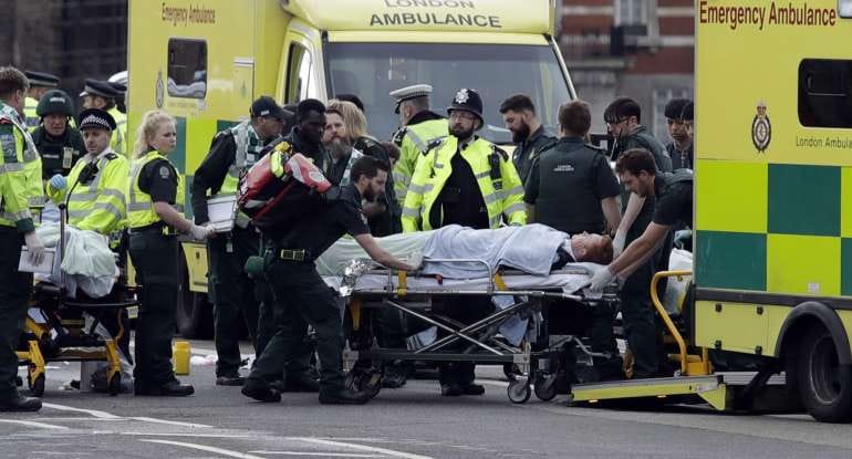  London terrorist attack: pepole shouted, 'get undeer cover now'
