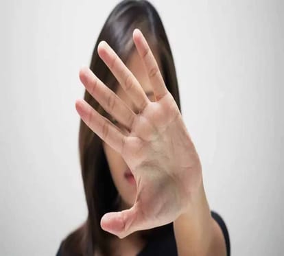 fingers mystery according astrology
