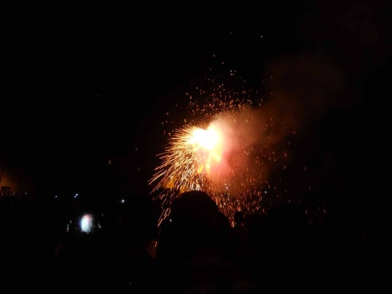 fire crackers in godarangmannar rathyatra vrindavan
