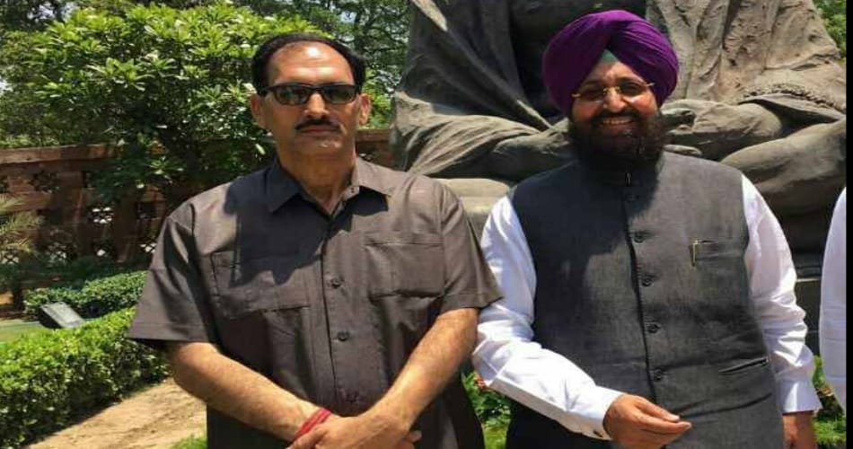 Mla say no to salary and government vehicle in punjab