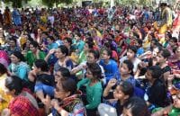 students nurse to serve the work, docotors given medicines