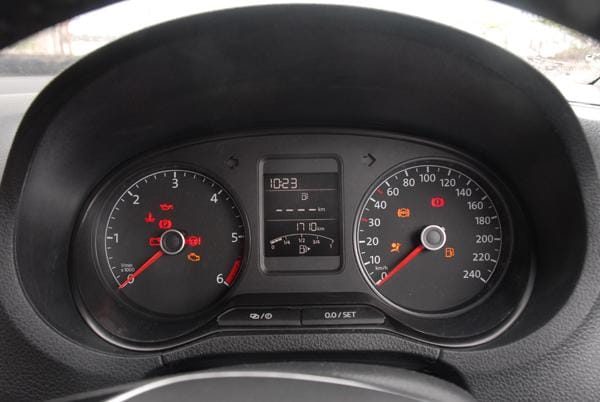 what to do in summer driving to safe car from the heat
