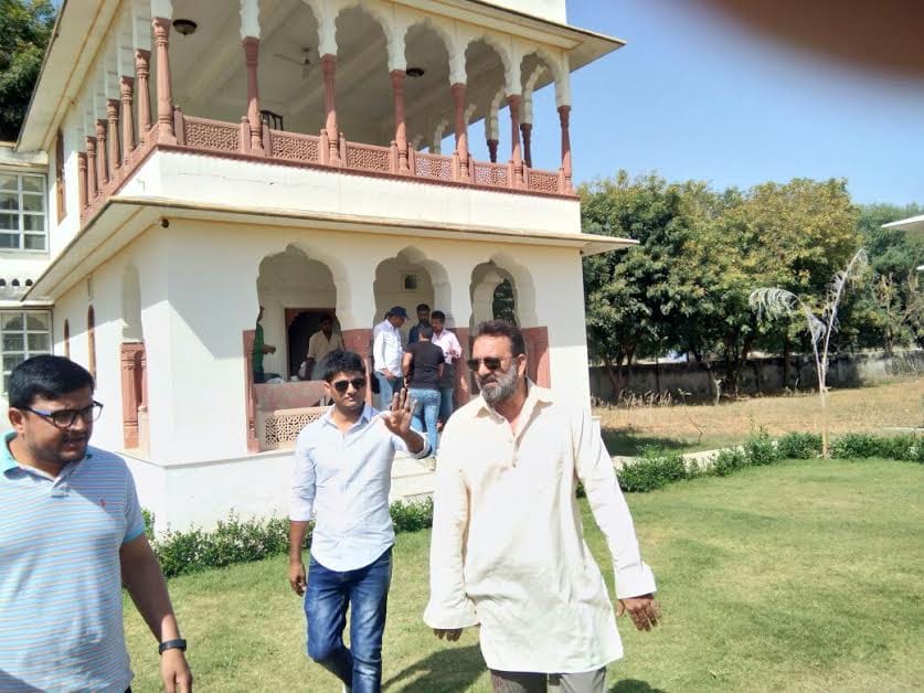 Sanjay Dutt shoots film bhoomi in Aabhanari