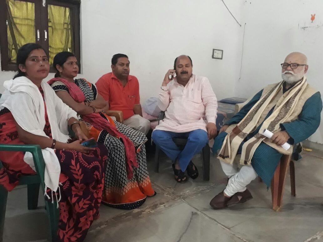 Monu gives surrender to police