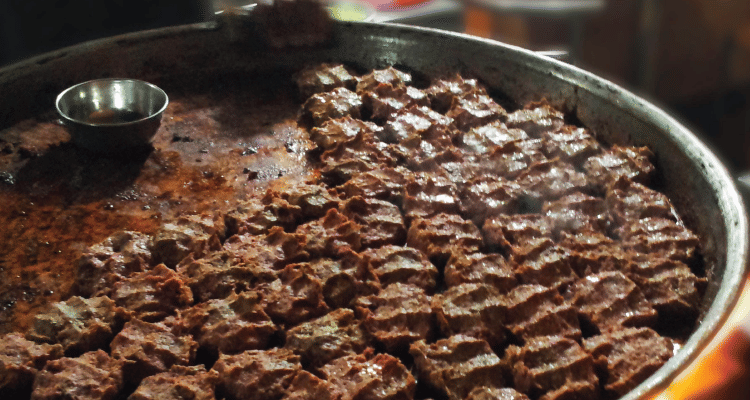 nonveg bussiness affected after shutting slaughter house