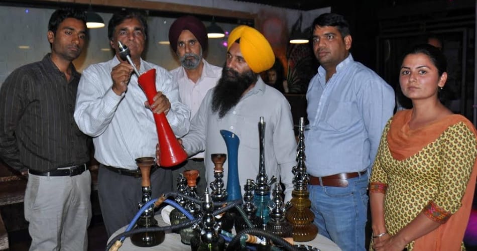 Disco clubs, raid in Zirakpur, 14 hookah recovered, filed cases