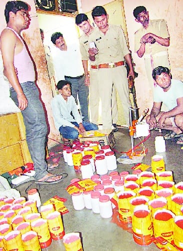 'Fake' home ghee factory in the house