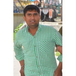 gao tasker pakadne ke liye chath se kuda sipahi