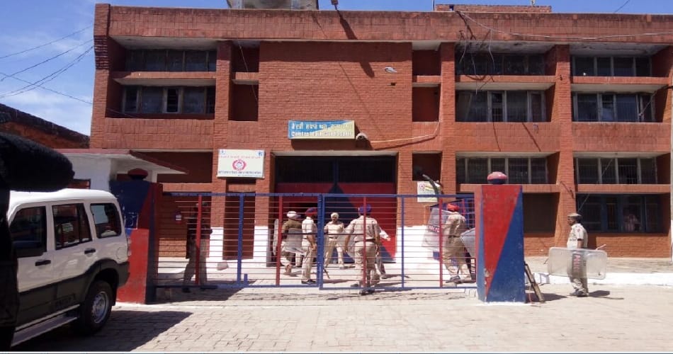 violence in gurdaspur jail
