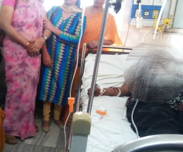 acid victim's husband tells whole story of incident.