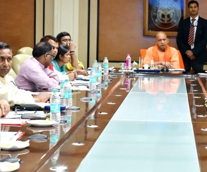 chief minister adityanath decision in first meeting.