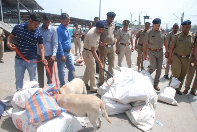 Alert in Ghaziabad after threatening letter found in Meerut
