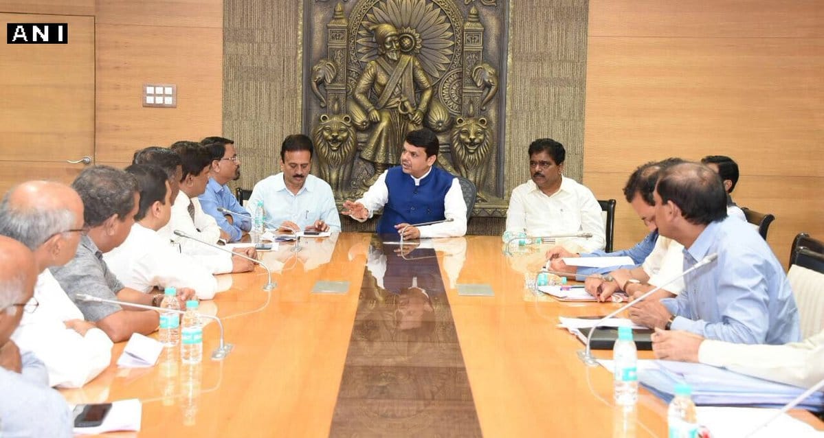  striking doctor will return to duty from tomorrow after meeting with CM Fadnavis