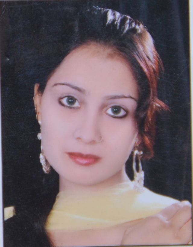 Acid victim Golestan will get five lakh rupees