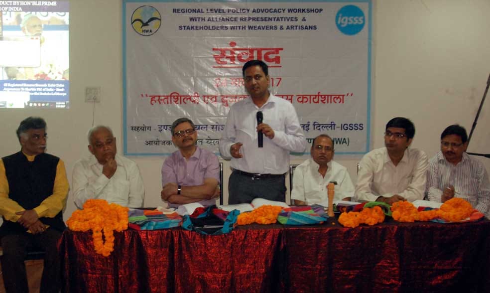 handcrafts man demand consession on electricty by state government