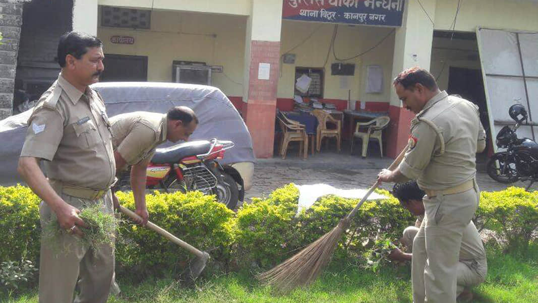 police drive cleanliness campaign
