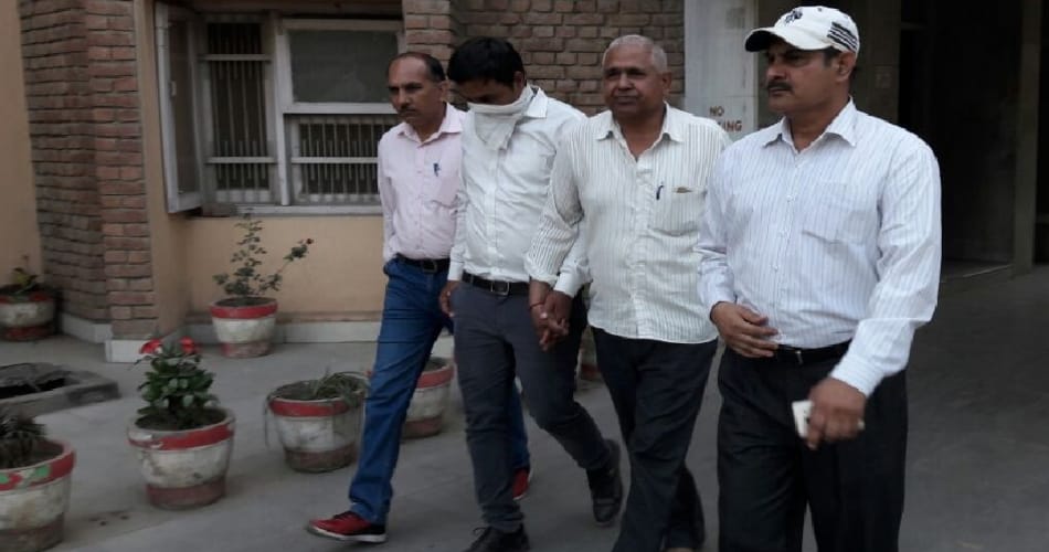  bribe demands for meet girlfriend